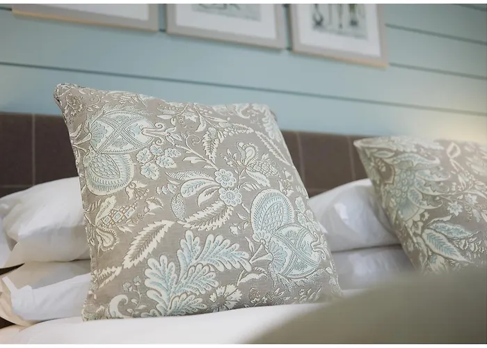 Finest Luxury Hotels near Charming Duxford Village